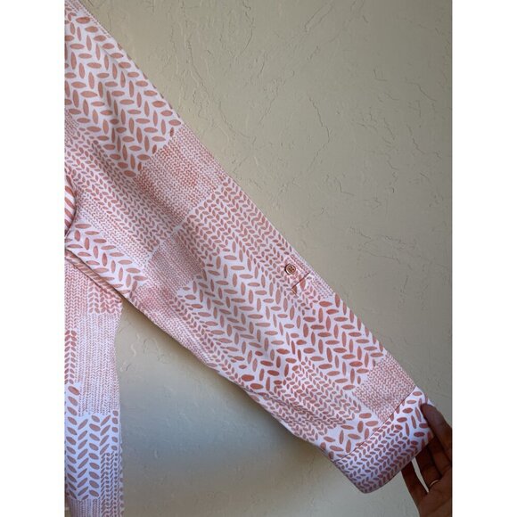 Chico's Size 3/XL Orange White Leaf Stamp Print Roll Tab Sleeve No-Iron Collared - Picture 5 of 7